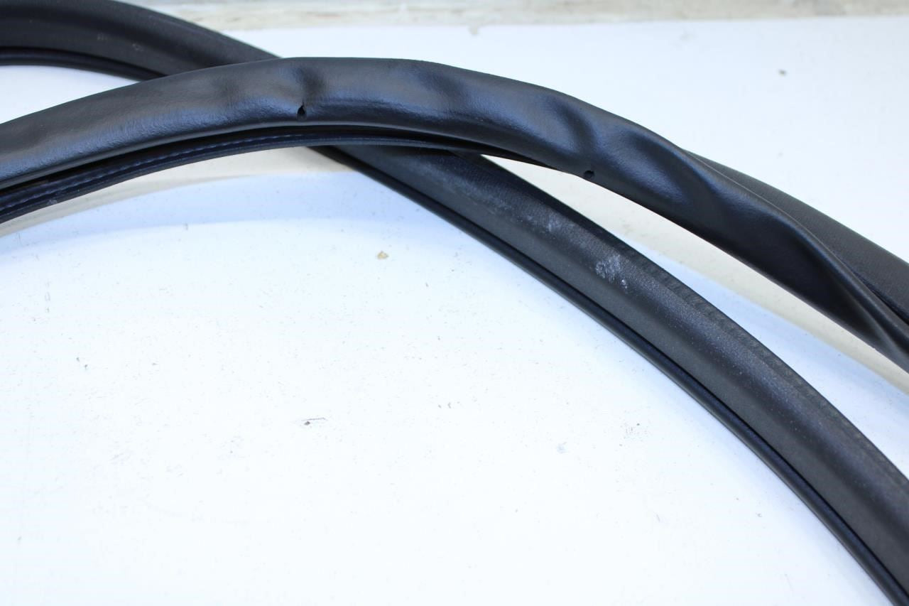 2014-2020 Nissan Rogue SV Front Right Door Weatherstrip On Body 76921-7FL0A OEM - Alshned Auto Parts