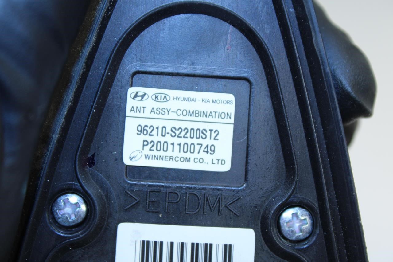 2019-2020 Hyundai Santa Fe Roof Exterior Shark Fin Antenna 96210-S2200-ST2 OEM - Alshned Auto Parts