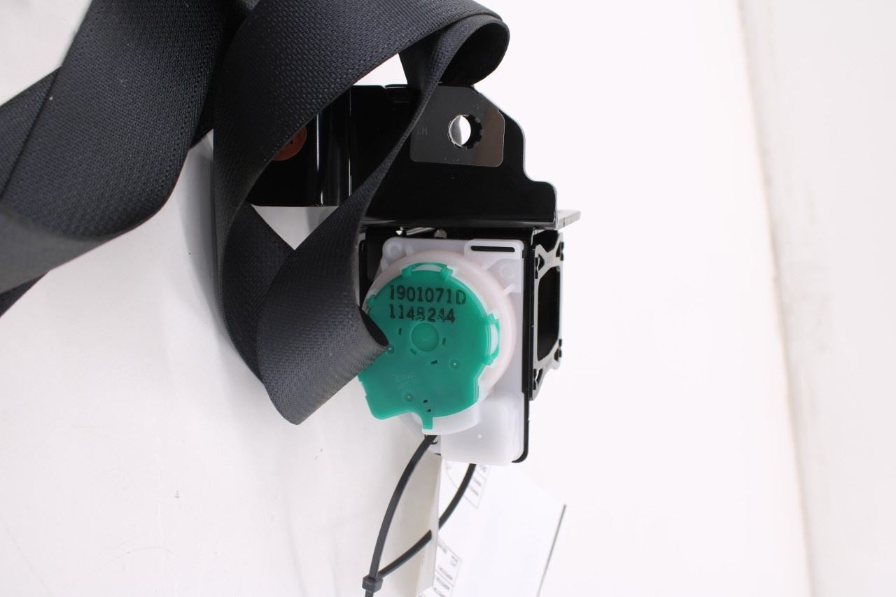 19-21 Hyundai Veloster 2.0L FWD Rear Driver LH Side 2nd Row Seat Belt Retractor5