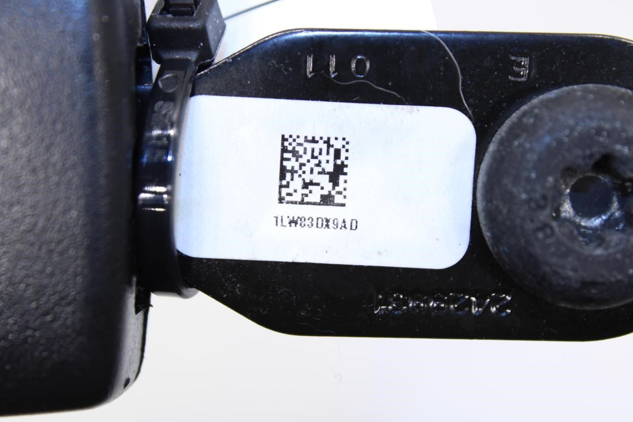 11-18 Jeep Grand Cherokee Rear LH or RH 2nd Row Seat Belt Buckle 1LW83DX9AD OEM - Alshned Auto Parts