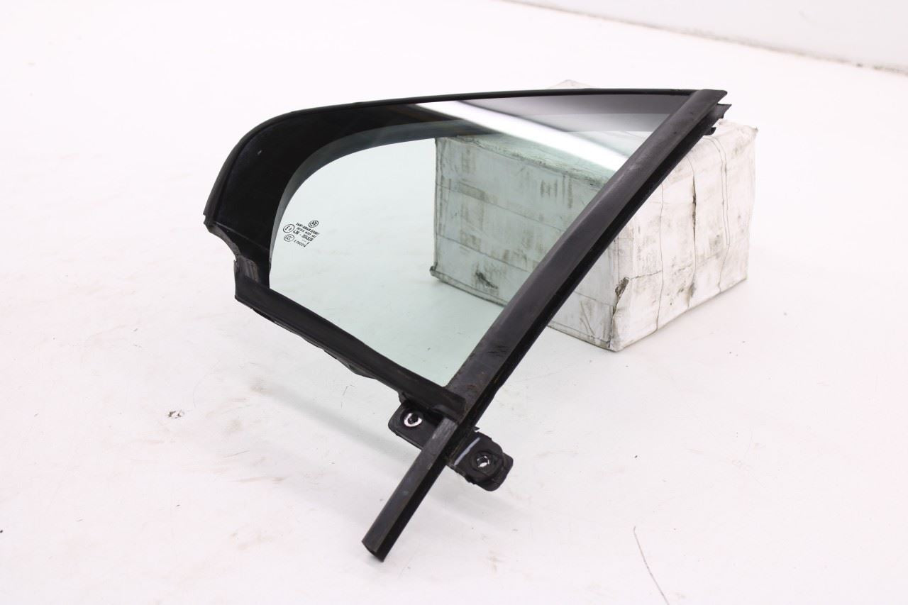 2011-2018 Volkswagen Jetta Sport Rear Right Side Door Window Fixed Vent Glass3