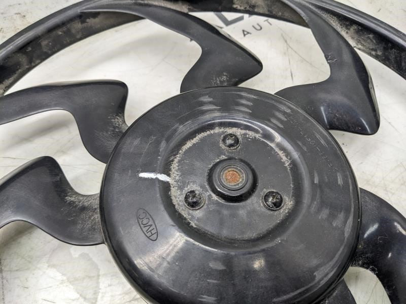 2017-2018 Hyundai Elantra Engine Cooling Fan Blade w/ Motor 25231-F2000 OEM3