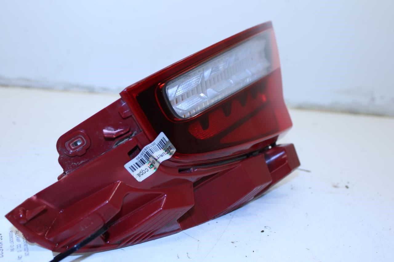 22-23 Kia Stinger GT1 Rear Right Side LED Tail Light Lamp 92402-J5620 OEM *ReaD* - Alshned Auto Parts