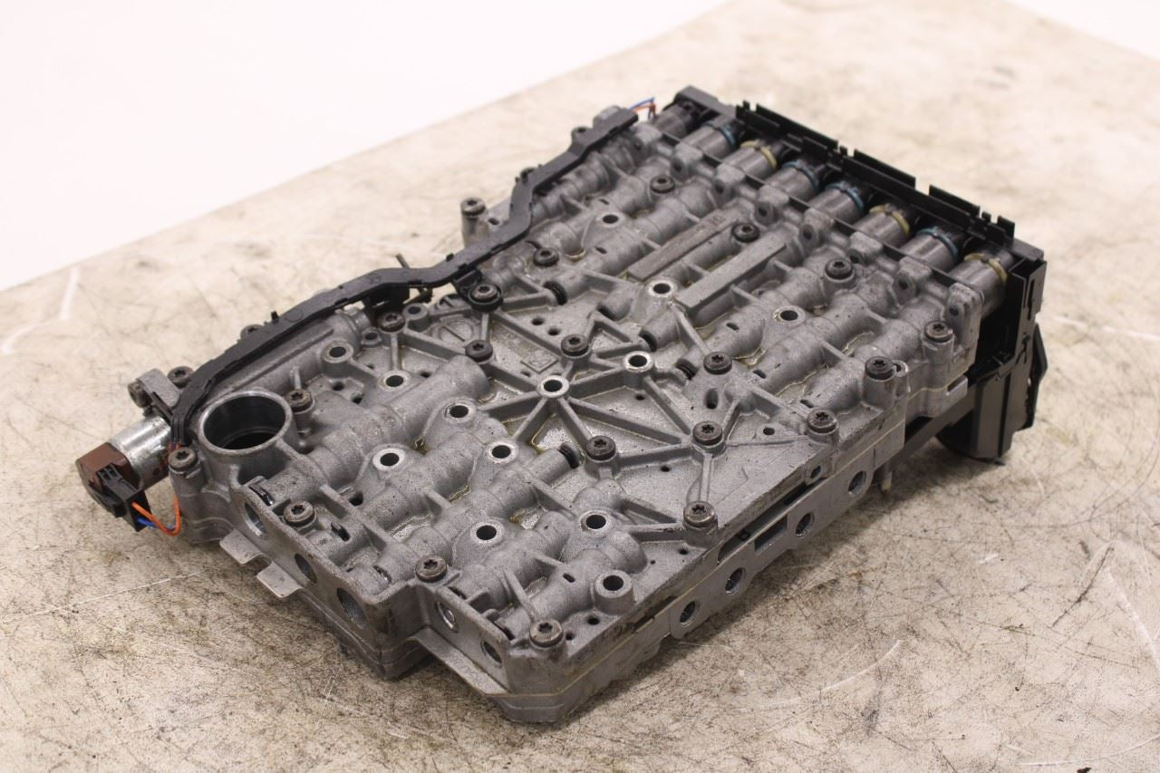 2015 Dodge Durango SXT 3.6L AWD 8-Spd Auto Transmission Valve Body with Oil Pan6