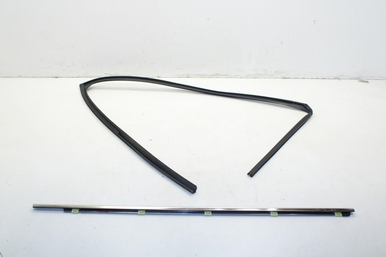 2013-2020 Lexus GS350 Front Right Door Window Run Channel w/ Belt Outer Molding - Alshned Auto Parts