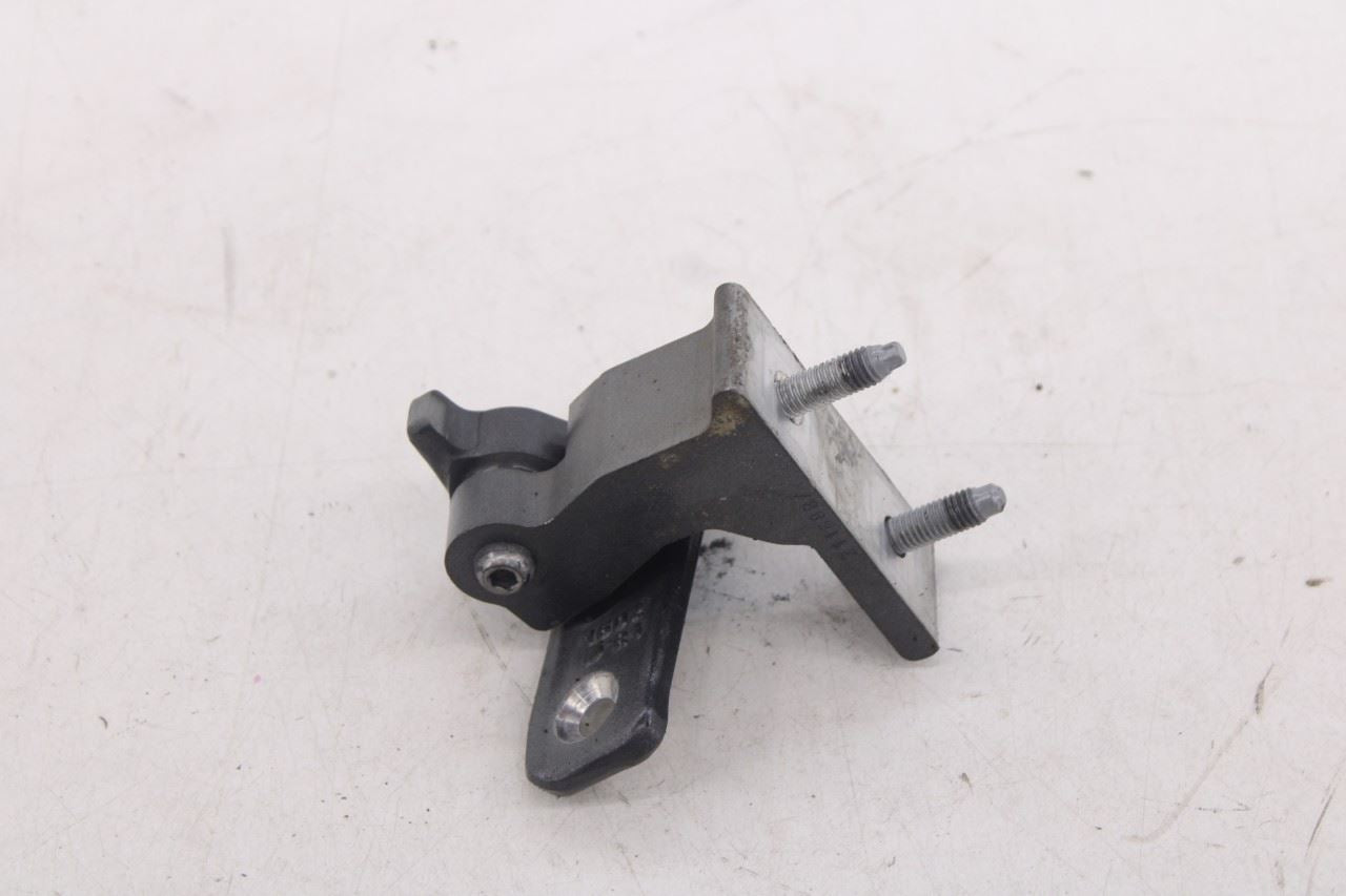 2015-2021 Mercedes-Benz C300 4Matic Front Right Side Door Hinge Upper and Lower15