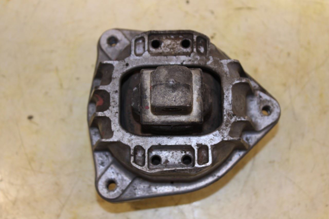 2010-15 BMW 750Li xDrive 4.4L AWD Front RH and LH Engine Support Mount Insulator - Alshned Auto Parts