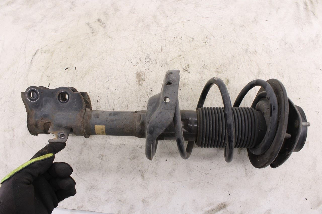 2015-16 Subaru Impreza Sport Premium 2L AWD Front Left Side Shock Strut Absorber2