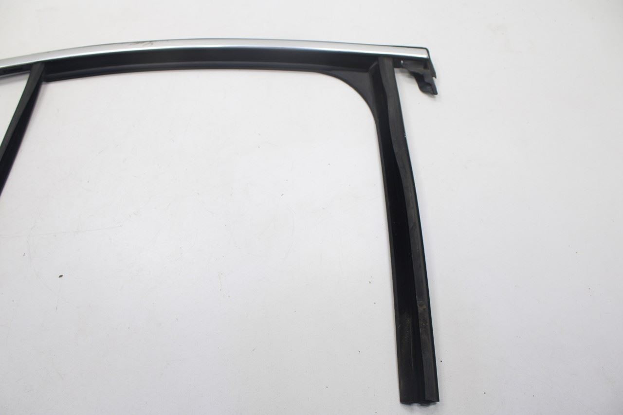17-20 Alfa Romeo Giulia Ti RR RH Upper Door Window Weatherstrip w/ Belt Molding - Alshned Auto Parts