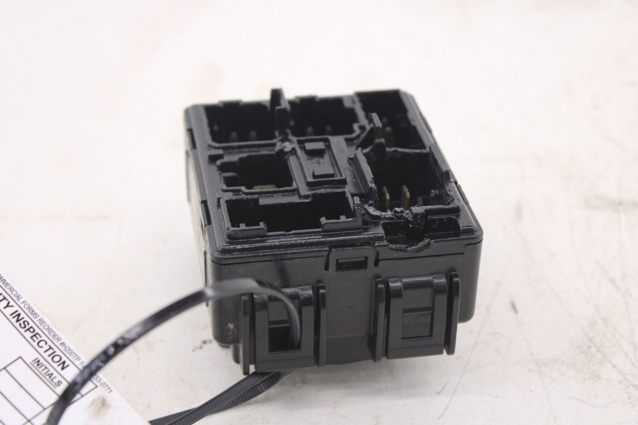 2016-2018 Kia Optima EX 2.4L FWD Engine Fuse Relay Junction Box 91950-D4640 OEM9