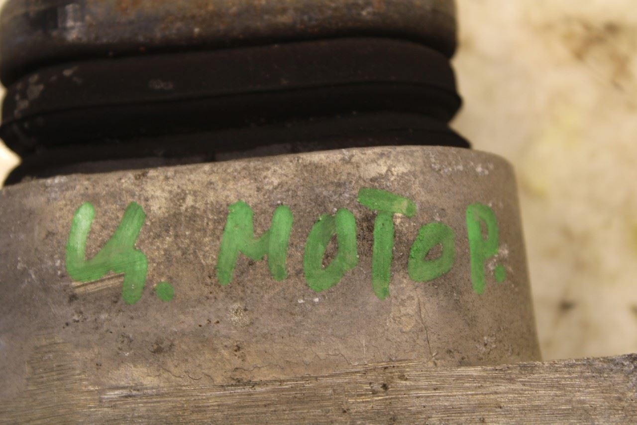 16-20 Kia Sorento LX 3.3L Front Engine Torque Arm Roll Rod Mount 21950-C5100 OEM - Alshned Auto Parts