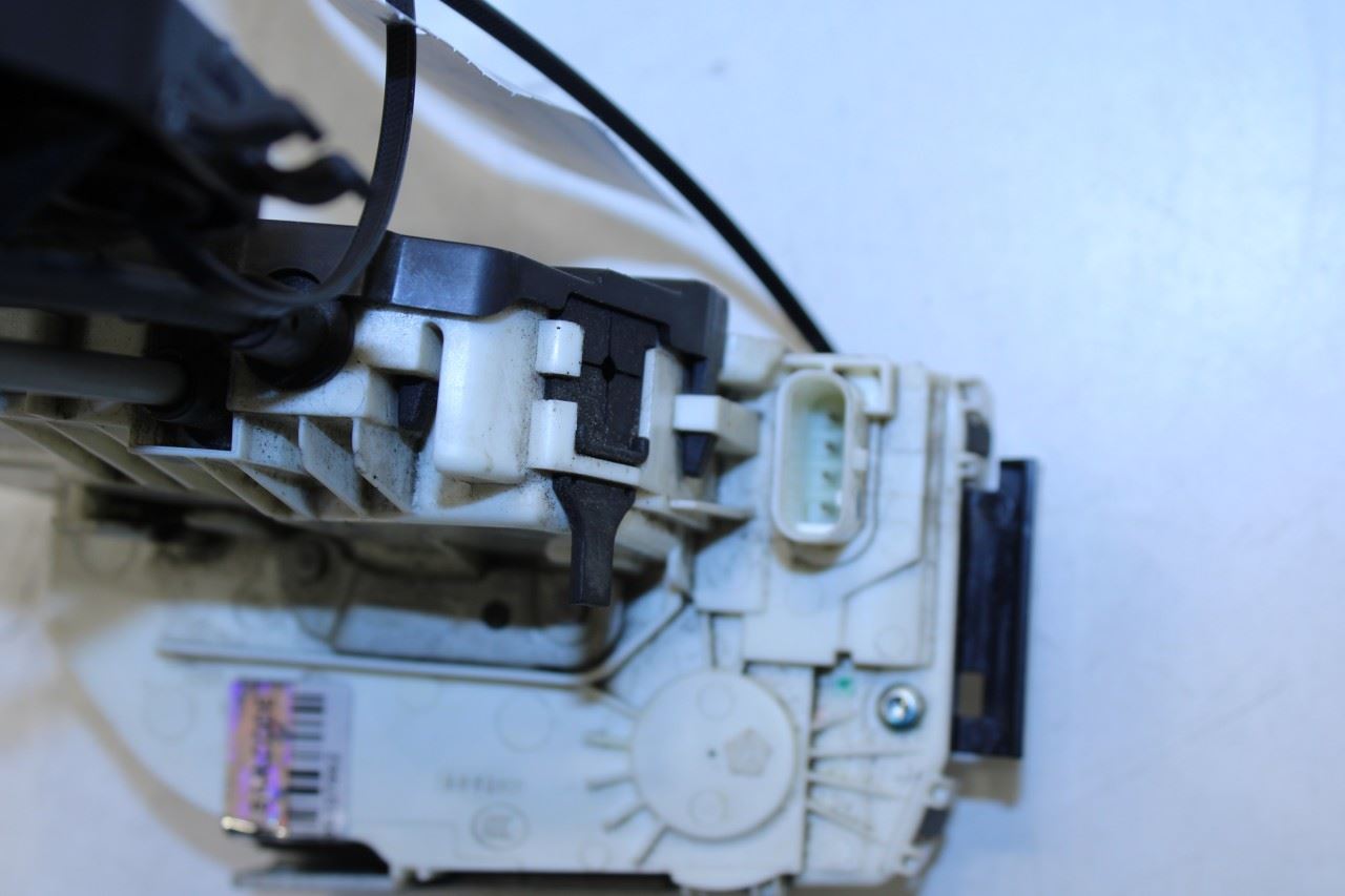 2014-2023 Jeep Cherokee 75th Anniversary Rear Left Side Door Lock Latch Actuator - Alshned Auto Parts
