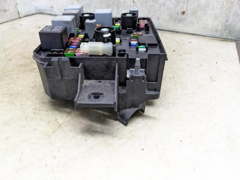 2013-2015 Buick Encore Fuse Box Relay Power Distribution Block 95131331 OEM - Alshned Auto Parts