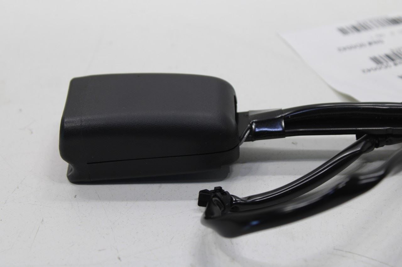 2017-2022 Nissan Rogue Sport SL 2.0L AWD Front Driver Left Side Seat Belt Buckle - Alshned Auto Parts