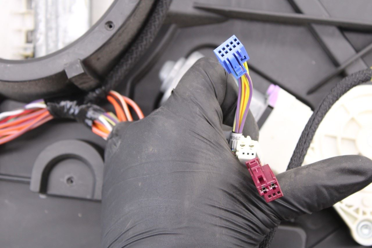 2013-2018 RAM 1500 Laramie Front Left Door Window Regulator w/ Carrier and Motor - Alshned Auto Parts