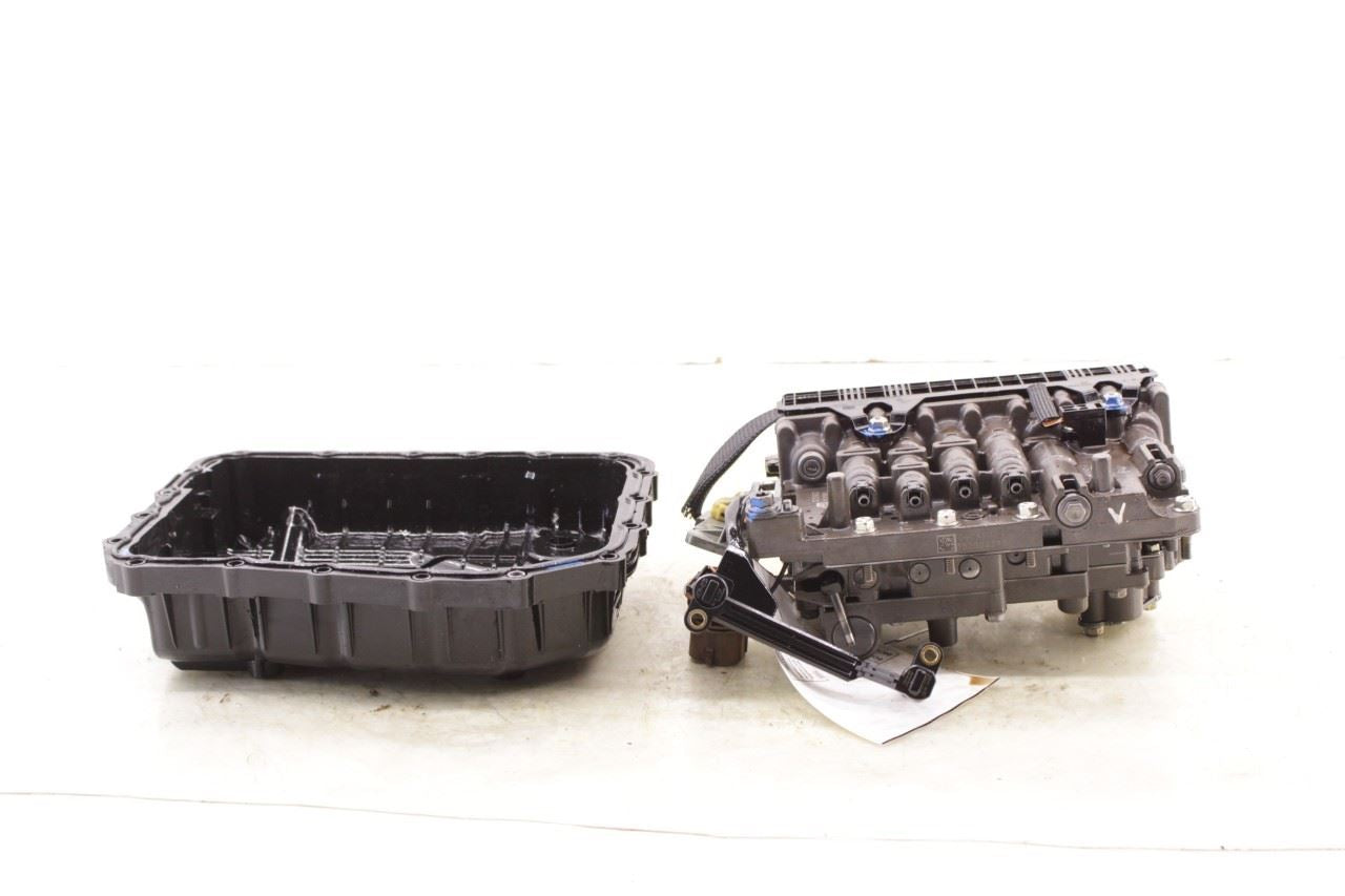 16-18 Kia Sorento EX 3.3L AWD 6-Spd Auto Transmission Valve Body w/ Oil Pan 26K - Alshned Auto Parts