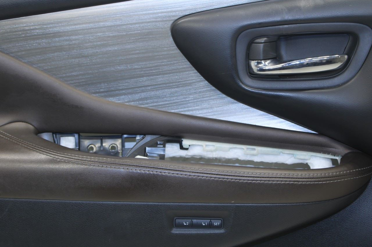 2015-2018 Nissan Murano Platinum Front Left Driver Door Trim Panel 80901-5AD2D - Alshned Auto Parts