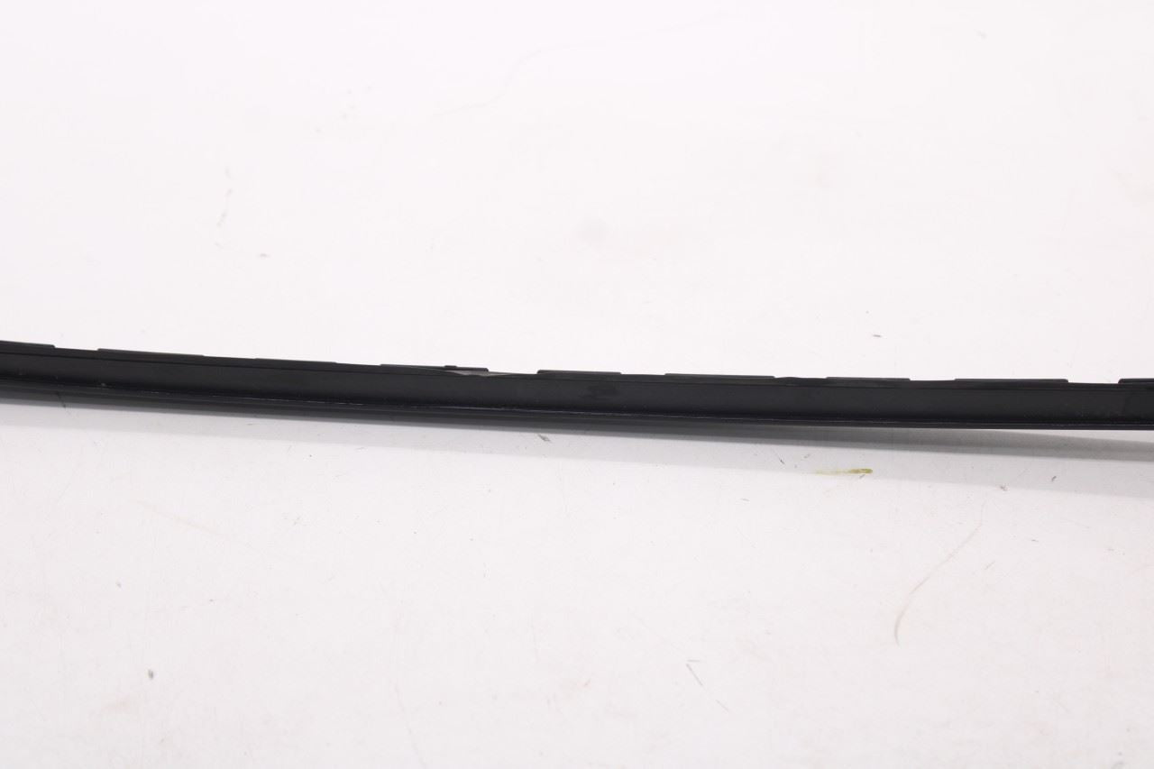 2019-23 Hyundai Santa Fe SEL Front Right Side Windshield A-Pillar Reveal Molding7