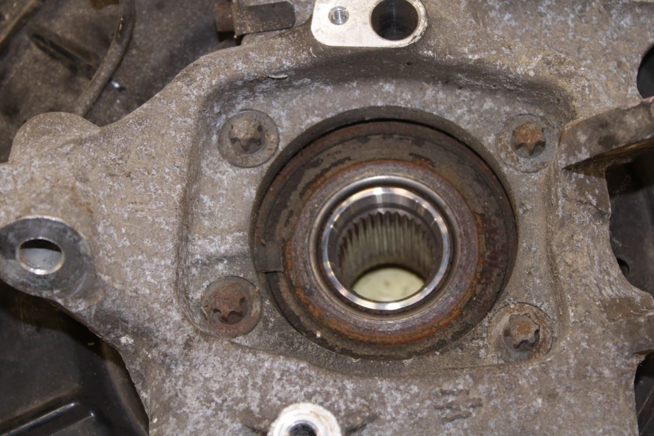 2014-16 Maserati Ghibli S Q4 3.0L AWD Rear Driver Left Side Spindle Knuckle Hub - Alshned Auto Parts