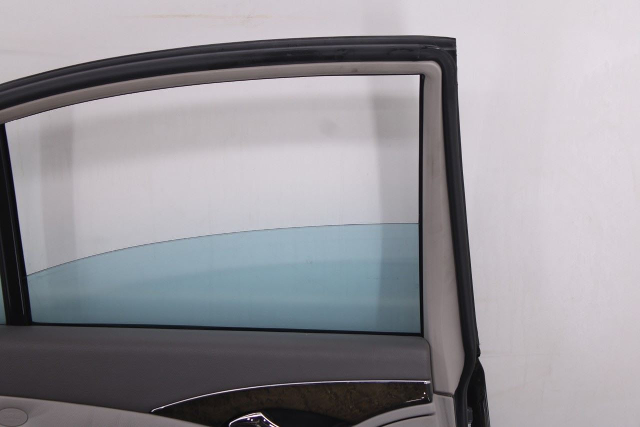 2003-2006 Mercedes-Benz E500 Rear Left Side Door Complete 211730010528 OEM9
