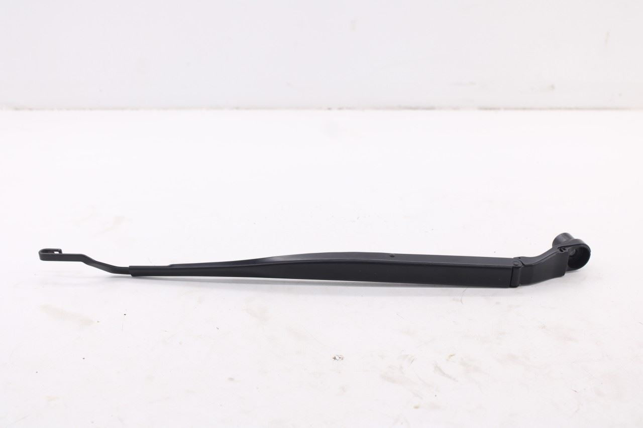 2014-2015 Dodge Durango SXT Front Right and Left Windshield Wiper Arm 68194928AA5