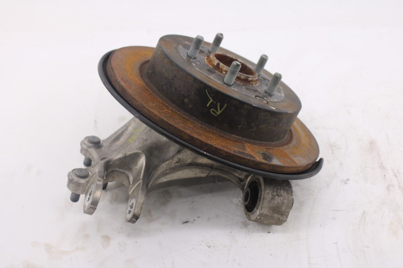 2016-2022 KIA Sportage Nightfall Rear Left Side Spindle Knuckle Hub 52710-D31004