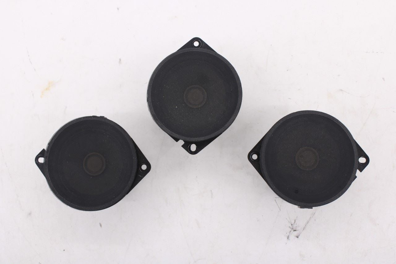 08-19 Dodge Grand Caravan GT Dash Right Center and Left Audio Speaker 05064120AB0
