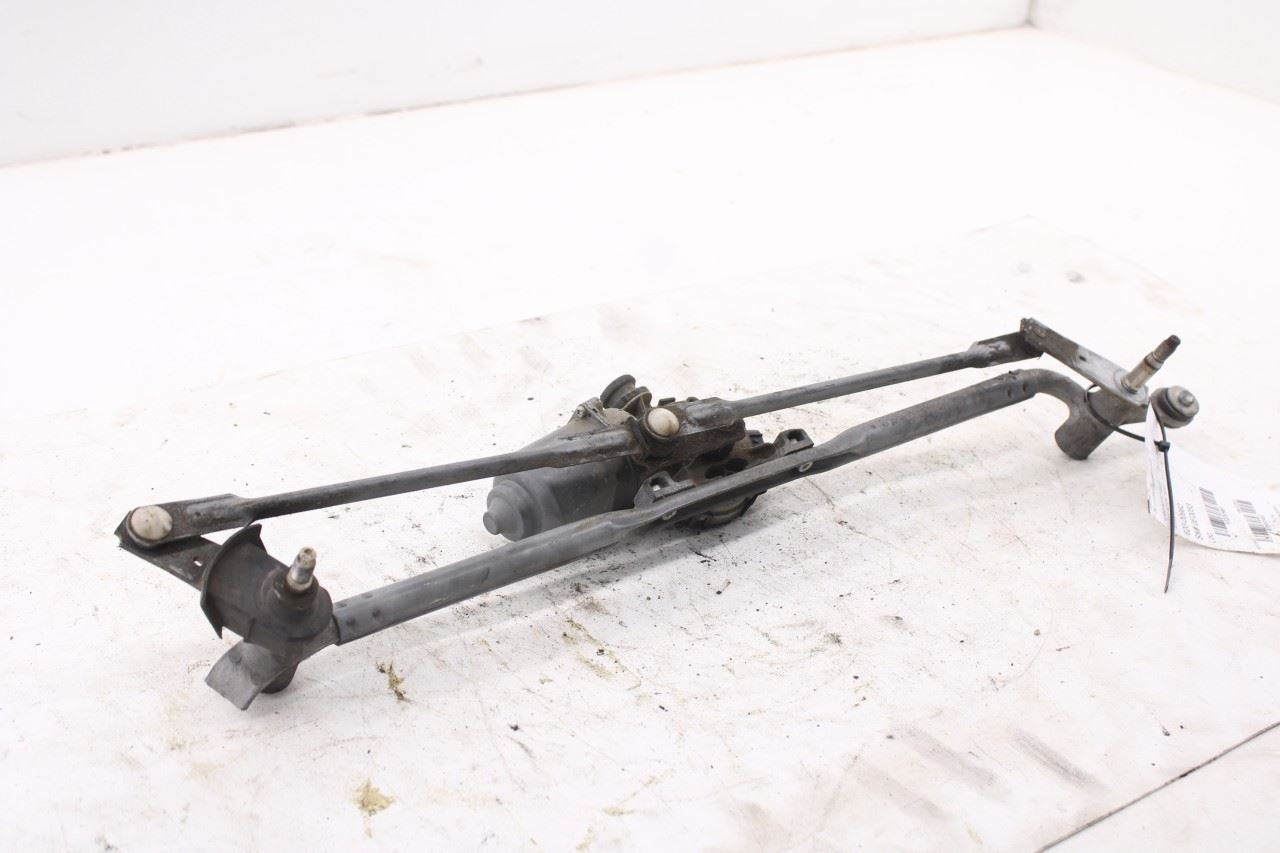 2014-2015 Dodge Durango SXT Front Windshield Wiper Transmission Linkage w/ Motor6