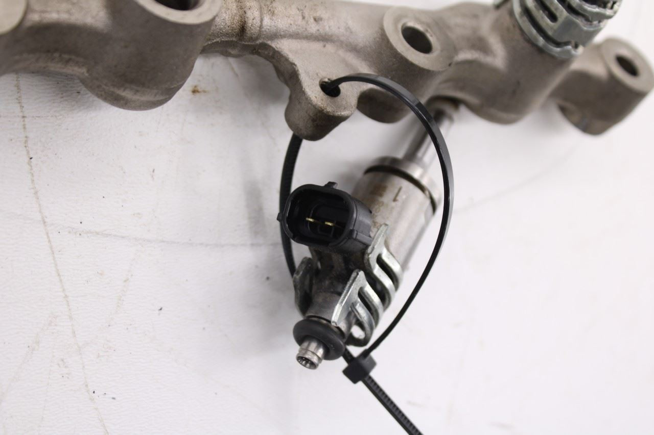 2015-2023 Toyota Tacoma SR5 Double Cab 3.5L Left Side Lower Fuel Delivery Rail3