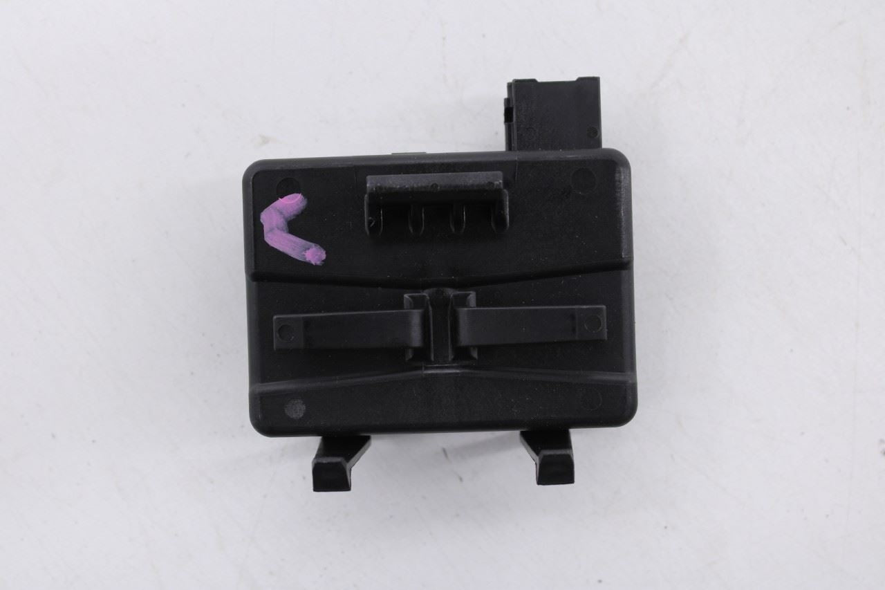 18-2024 Chevrolet Equinox LT TPMS Keyless Entry Receiver Computer Control Module7