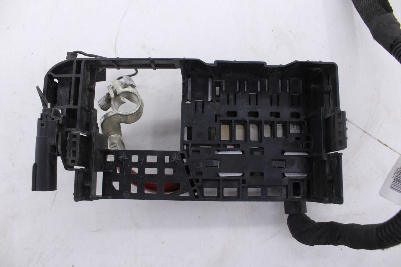 18-22 Chevrolet Equinox Gmc Terrain Battery Distribution Fuse Block 85134219 OEM7