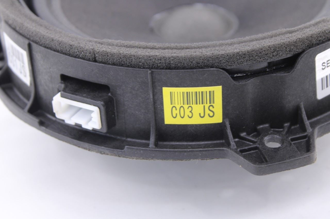 2019-21 Hyundai Veloster Front Right and Left Door Audio Speaker Set 96330-J30004