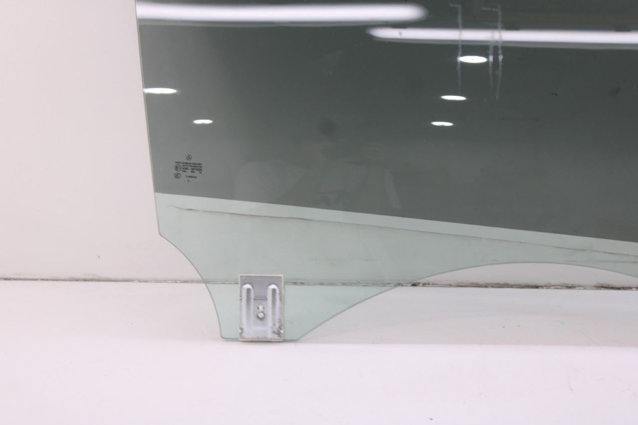 2006-2009 Mercedes-Benz CLK350 Front Right Door Window Glass 2097250210 *ReaD* - Alshned Auto Parts