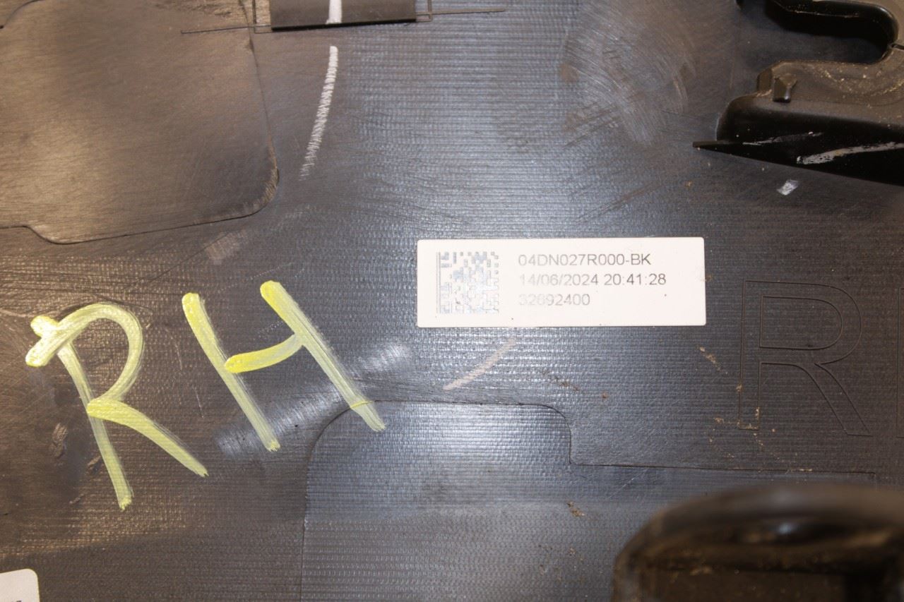 20-25 Mazda CX-30 2.5 S Front Right Fender Wheel Opening Molding DGH951W21 *ReaD - Alshned Auto Parts