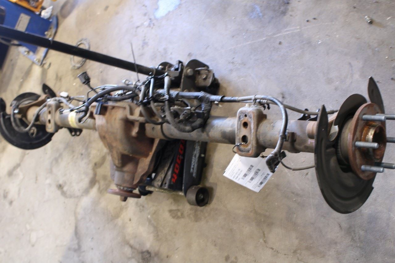 21-26 Ford F150 XLT Supercrew RWD Rear Differential Carrier 8.8 ring 3.15 ratio6