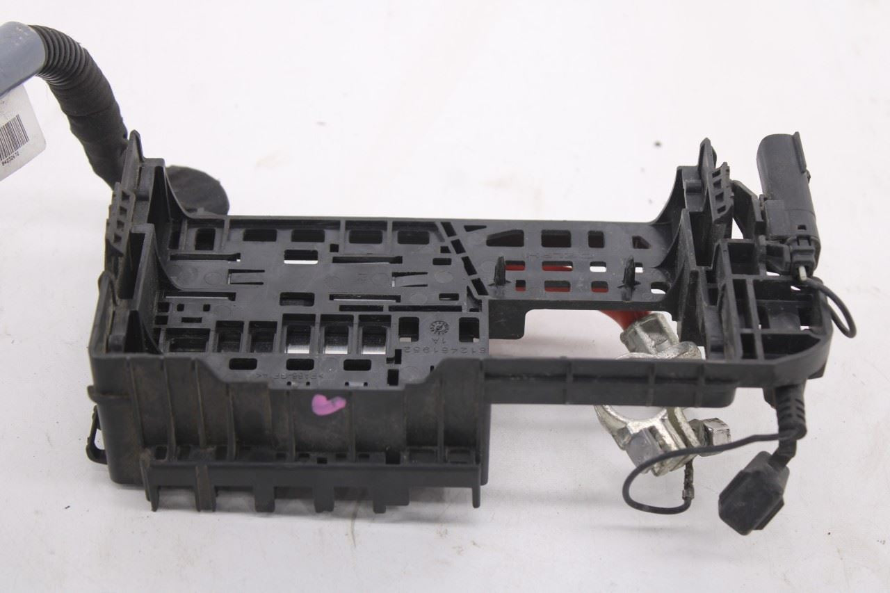 18-22 Chevrolet Equinox Gmc Terrain Battery Distribution Fuse Block 85134219 OEM10