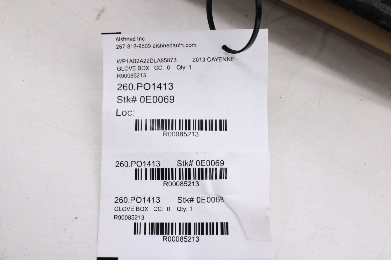 11-18 Porsche Cayenne S Dash Lower Glove Box Storage Compartment 958552095157J09