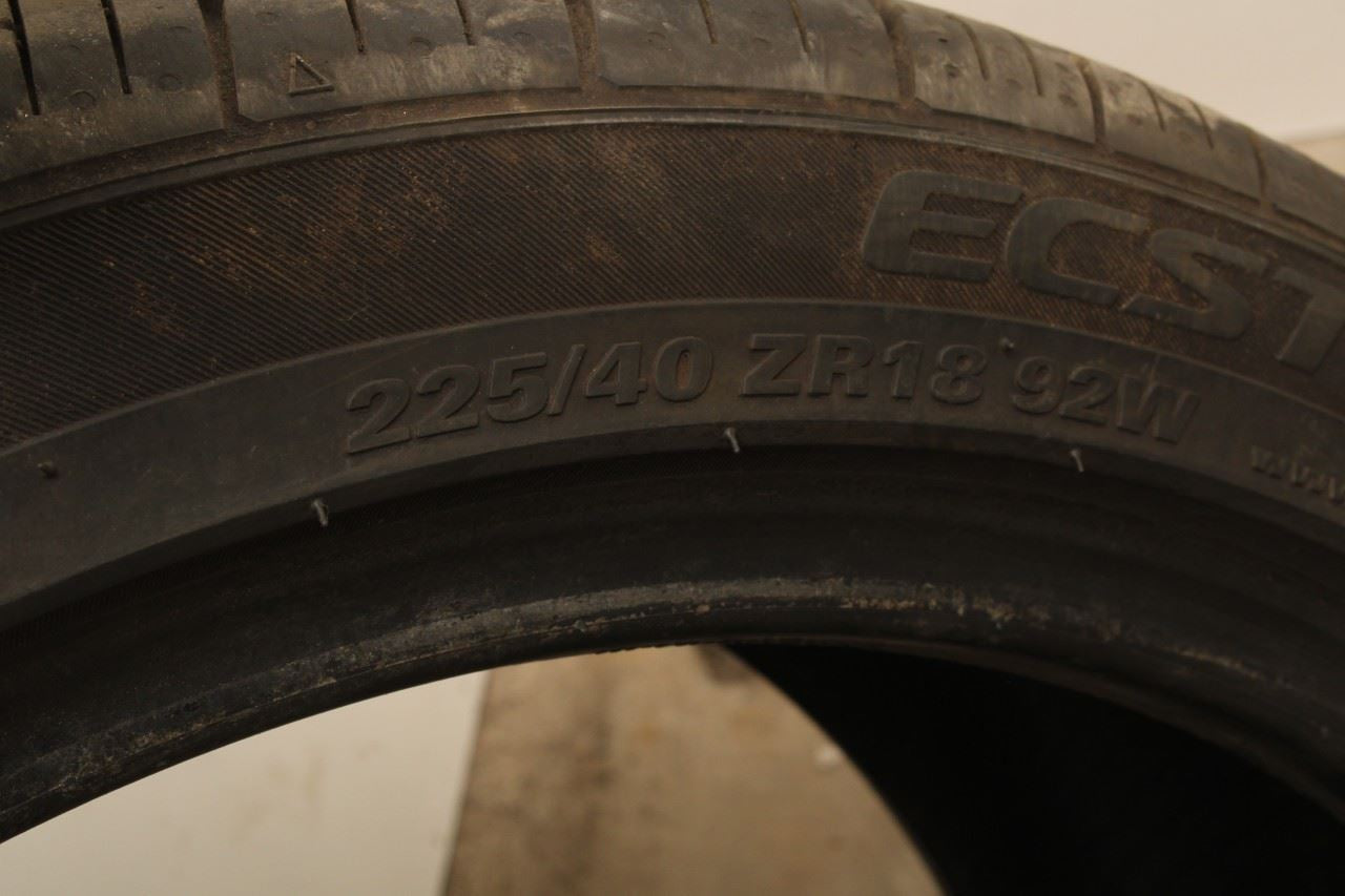 2024 Tire Kumho Ecsta 4X II 225/40ZR18 92W R811896
