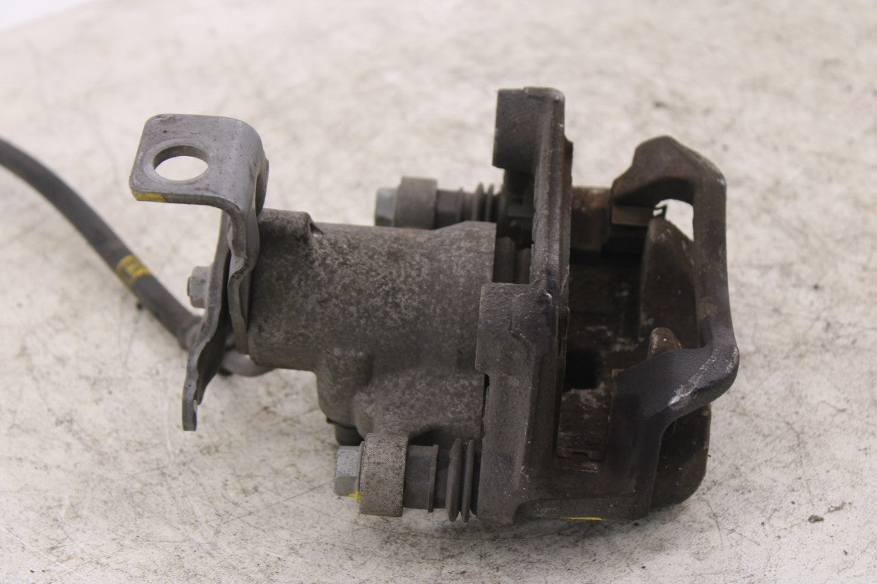 2019-2021 Hyundai Veloster Rear Right and Left Driver Side Disc Brake Caliper8