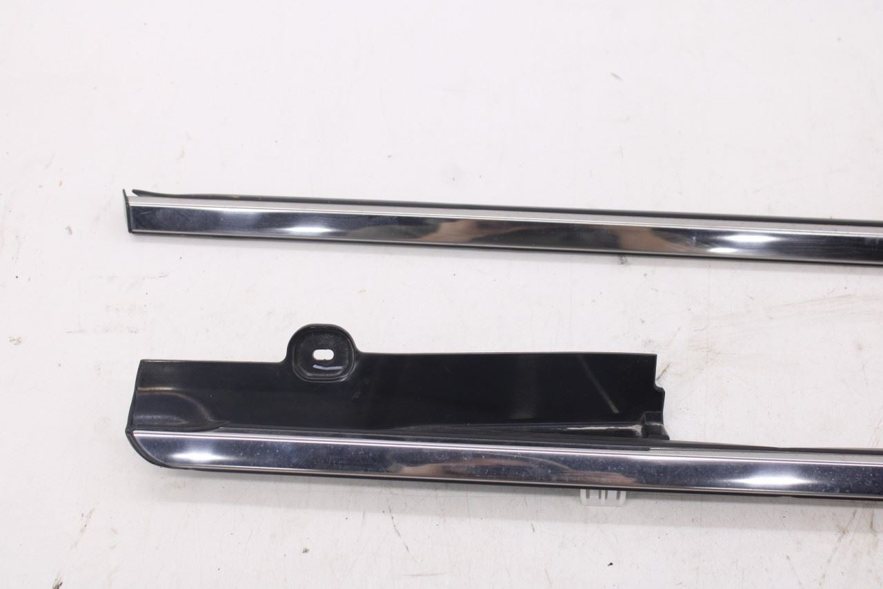 08-20 Dodge Grand Caravan SXT Rear RH and LH Quarter Panel Exterior Molding Set4