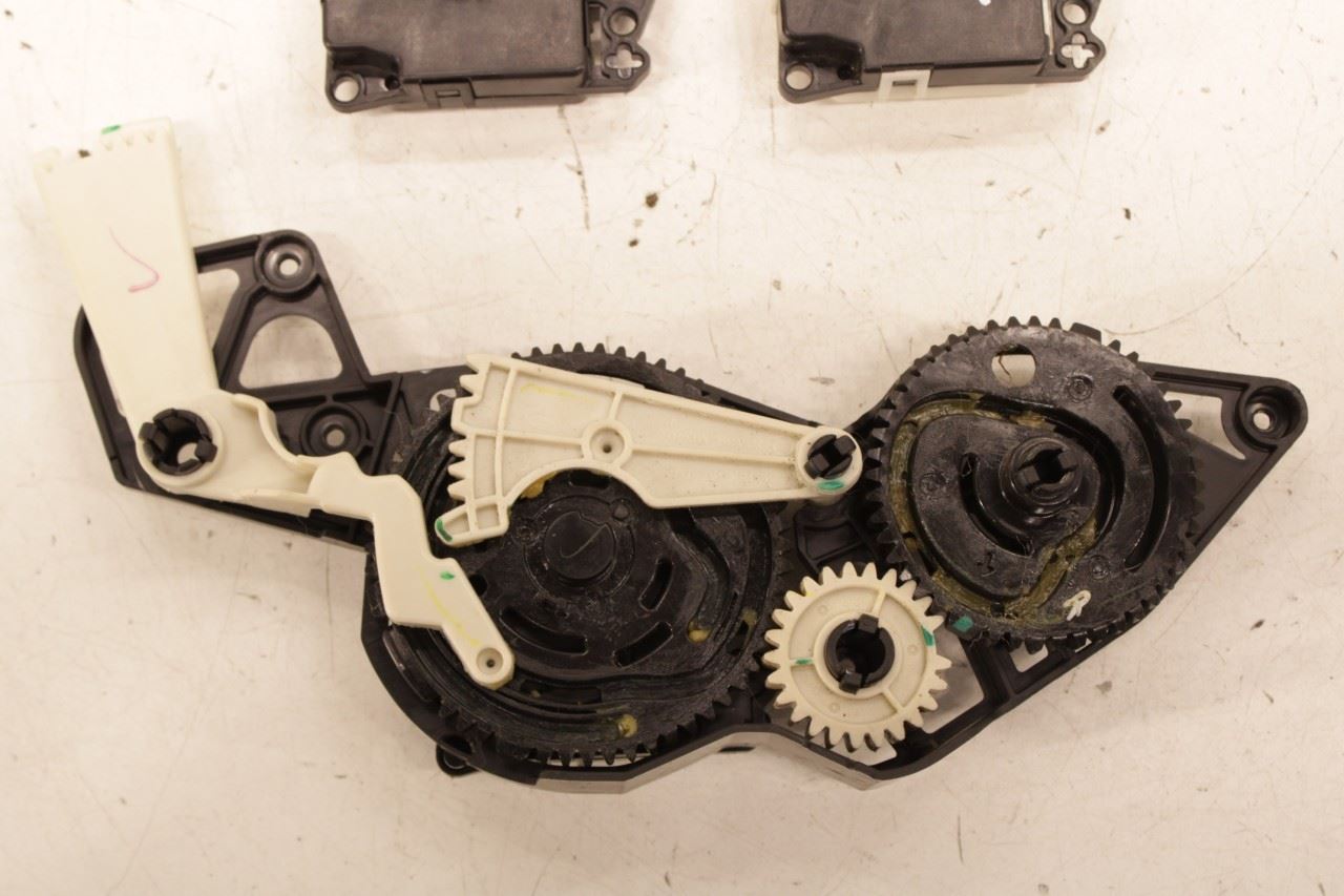 2018-22 Ford Ecosport SE HVAC Blend Door Actuator Motor Set of 3 AV11-19E616-FA - Alshned Auto Parts