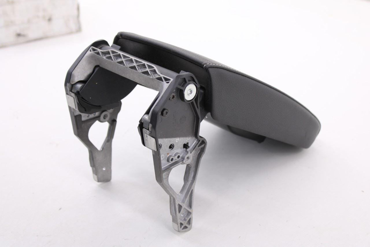 2016-18 Volkswagen Jetta Sport Center Console Armrest Storage Lid 5C6-864-207-B5