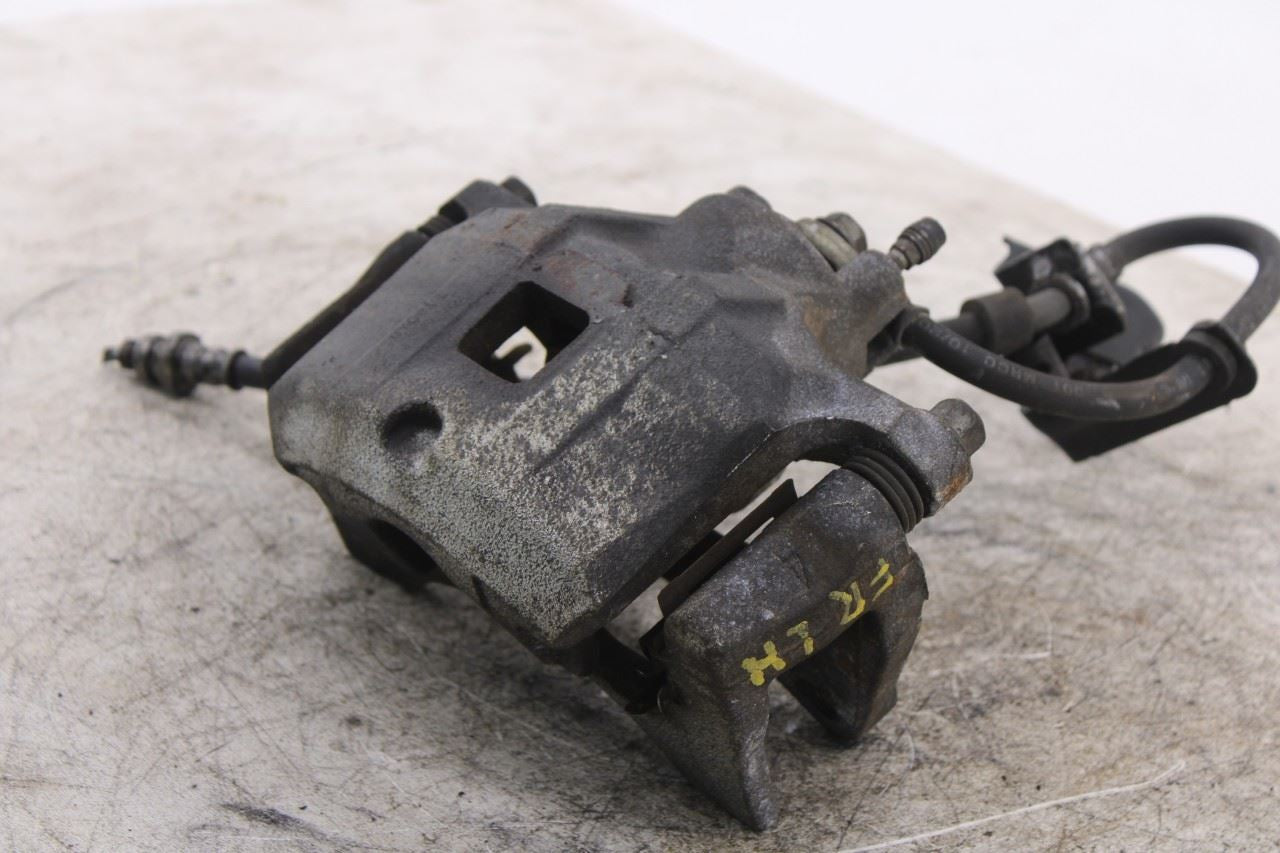 11-25 Mitsubishi Outlander Sport SE 2.0L 4WD Front Left Side Brake Disc Caliper3