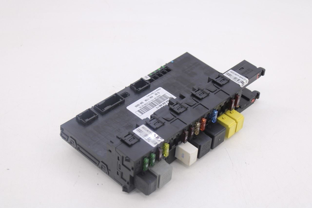 06-09 Mercedes-Benz CLK 350 RWD Rear Trunk SAM Module Fuse Relay Junction Block6