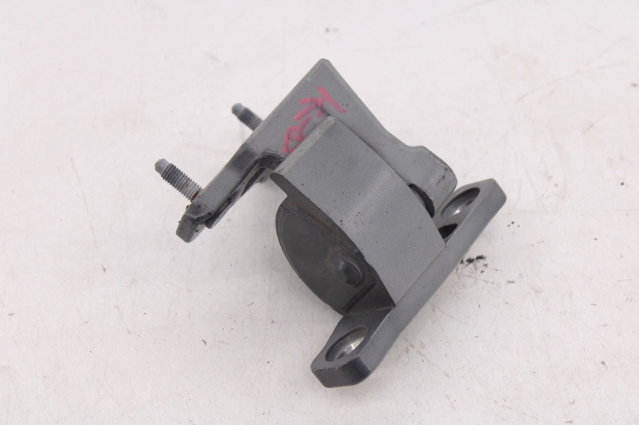 2015-2021 Mercedes-Benz C300 4Matic Front Right Side Door Hinge Upper and Lower7
