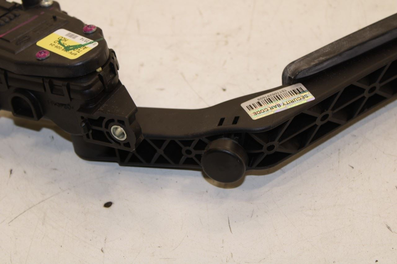 2008-18 Porsche Cayenne Platinum 3.6L AWD Accelerator Throttle Gas Pedal Sensor - Alshned Auto Parts