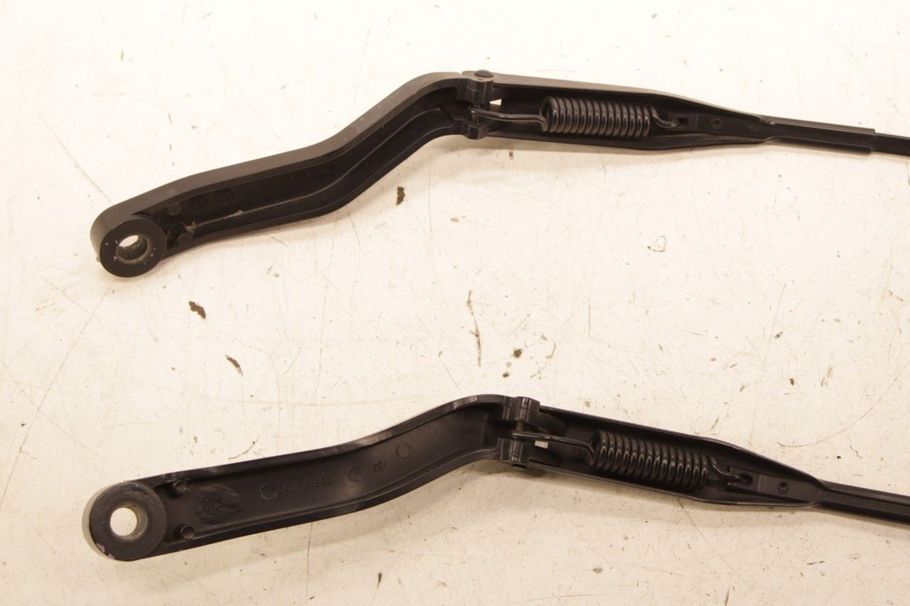 17-26 RAM 2500 Tradesman Front Right and Left Windshield Wiper Arm 55277450AD - Alshned Auto Parts