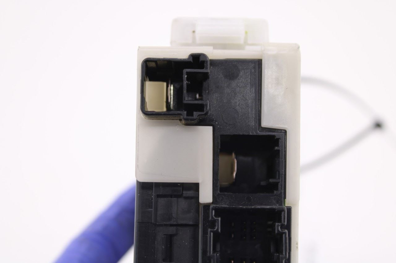 19-2023 Toyota Tacoma SR5 3.5L Multiplex Network Body Control Module 89221-04070 - Alshned Auto Parts
