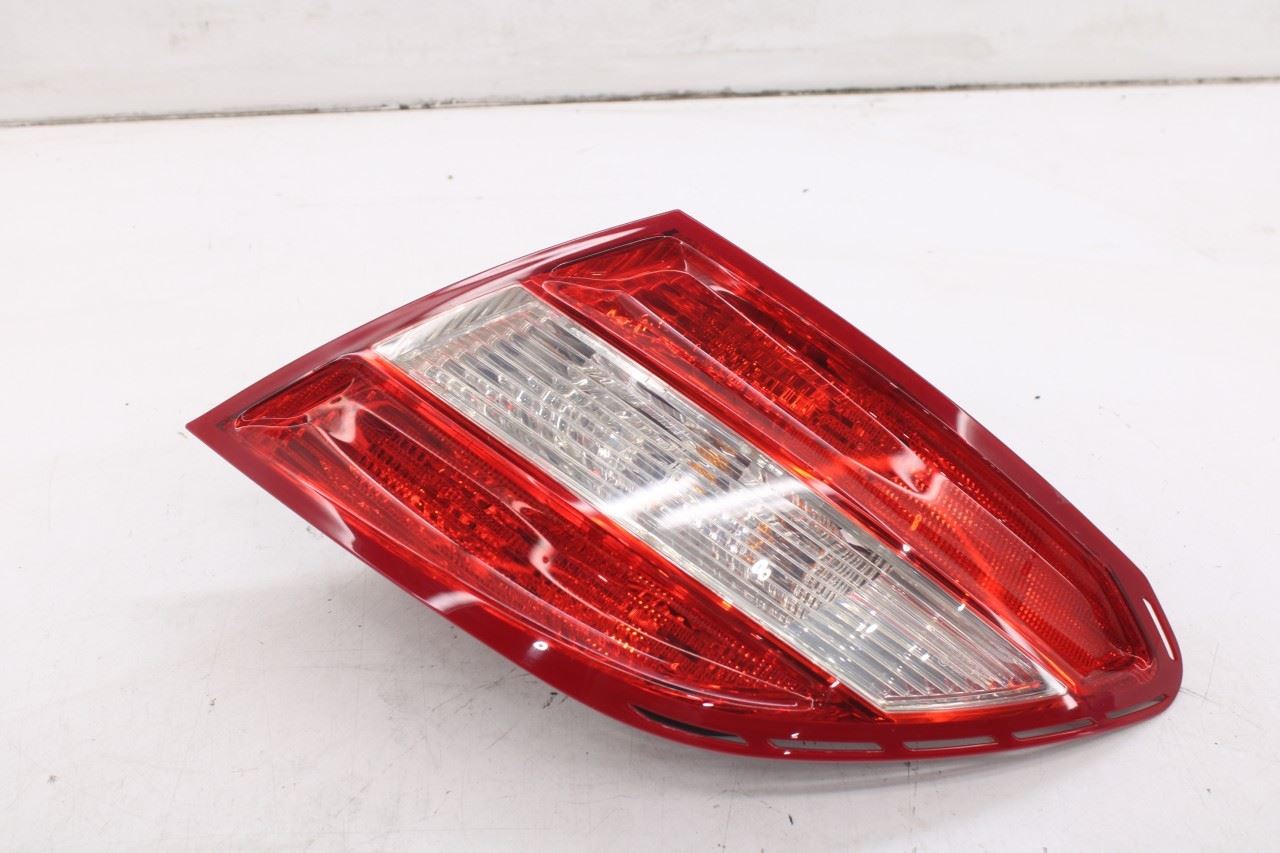 08-11 Mercedes-Benz C350 Sport Rear Right Side Tail Light Lamp 204-906-84-02-64 - Alshned Auto Parts