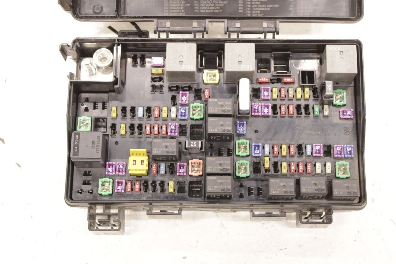 15-18 Ram 2500 Tradesman 6.4L 2WD Intelligent Power Distribution Center Fuse Box - Alshned Auto Parts